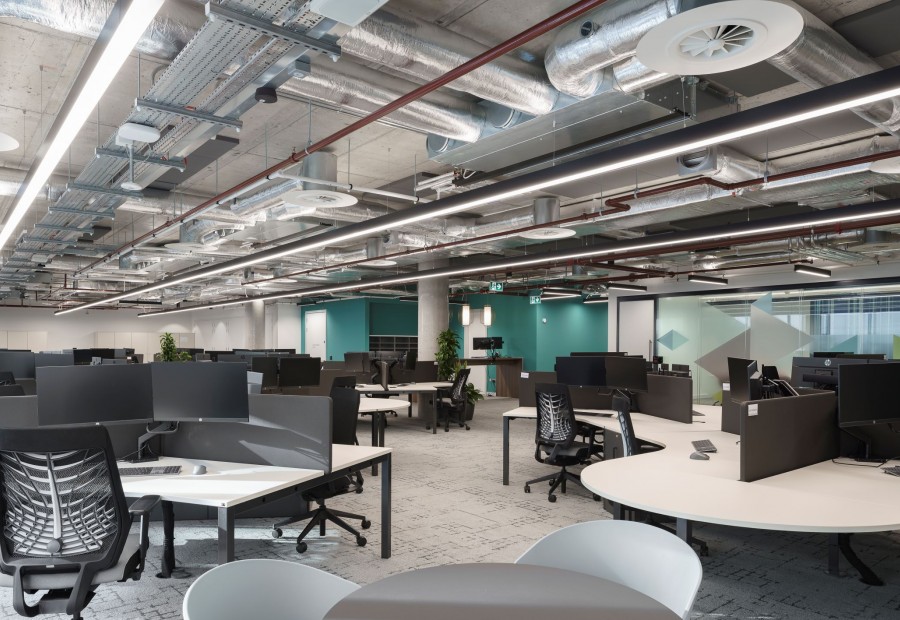 Dynamic design providing temporary swing space for the client in the epicentre of Dublin’s Financial Business District