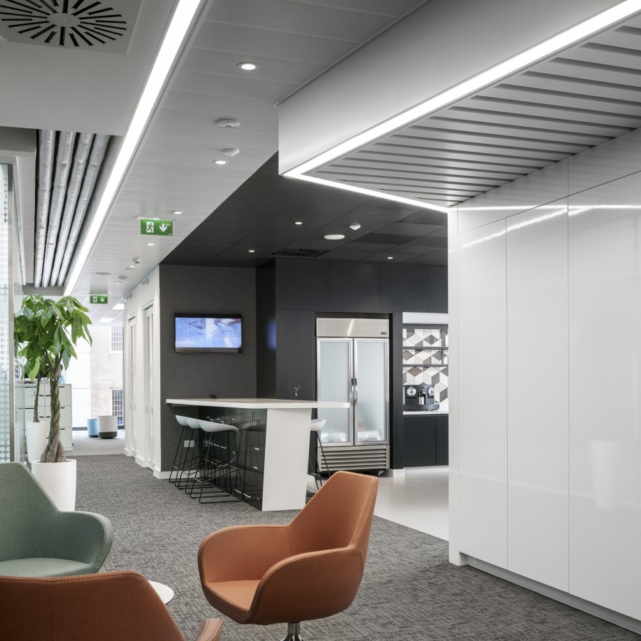 2949 015D DonalMurphyPhoto2