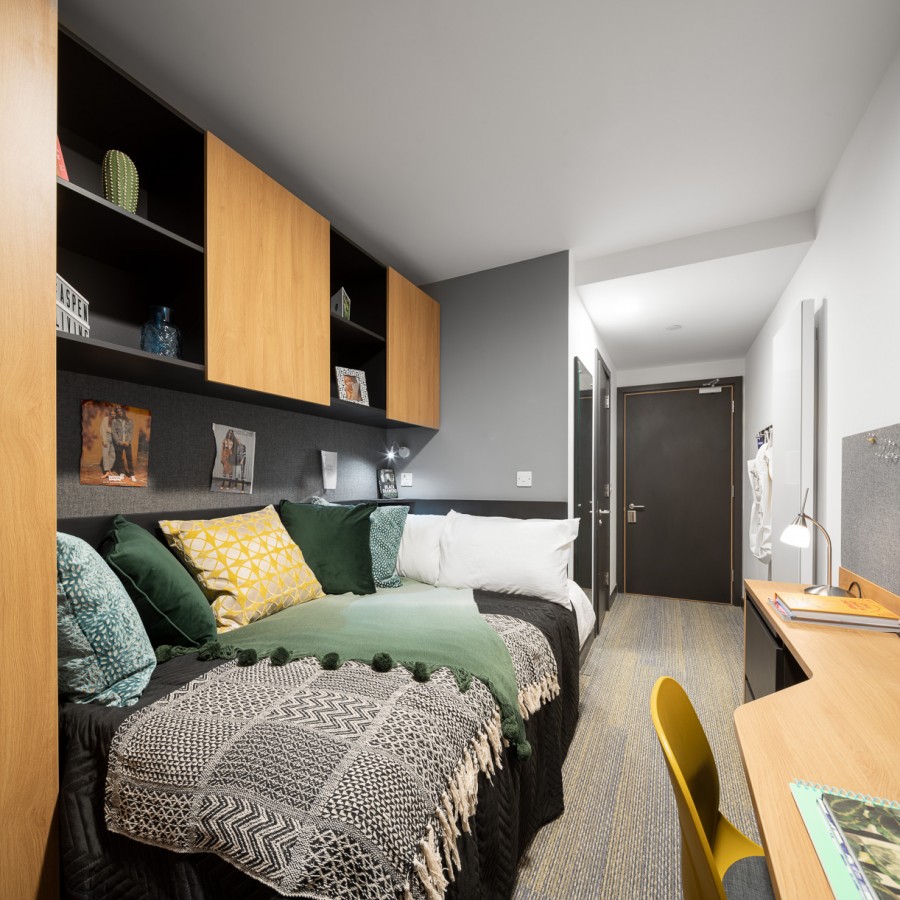 3400 044D Small DonalMurphyPhoto2